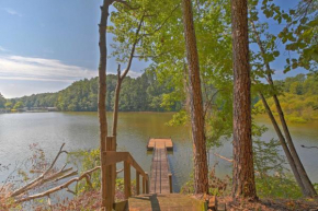 Pet-Friendly Toccoa Home with Deck and Lake Access!
